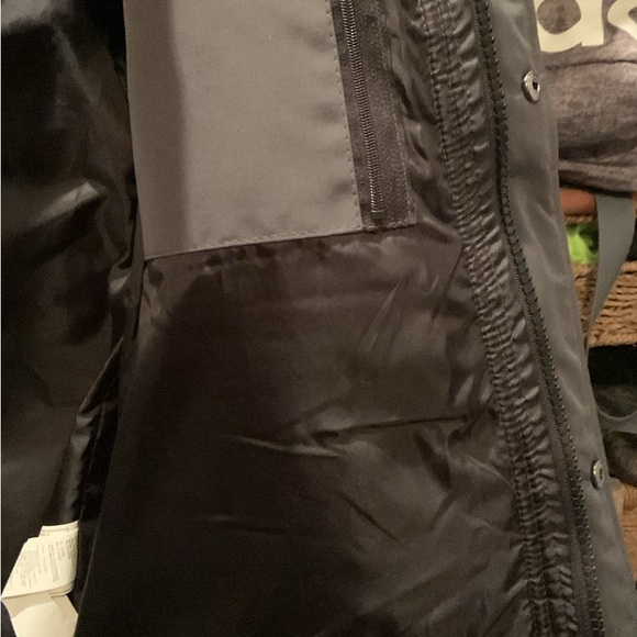 Parka - Picture 5 of 5